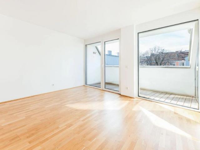Erstbezug! Schicke 2 Zimmer DG Wohnung nahe Westbahnhof zu vermieten!