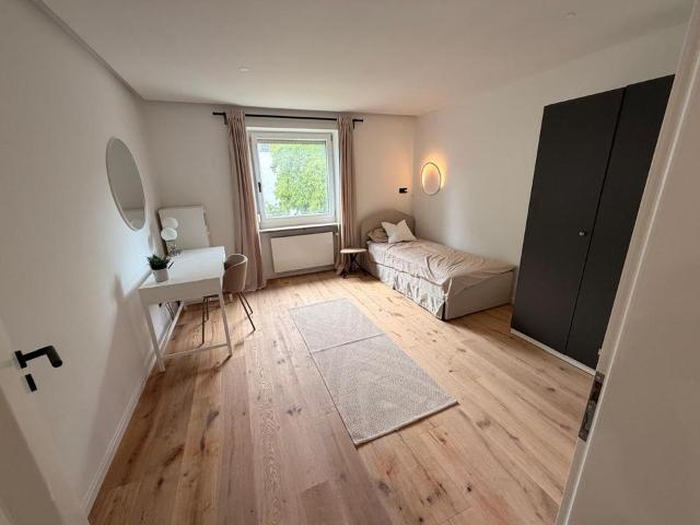 ERSTBEZUG Stylisch möbliertes WG Zimmer in GiesingRamersdorf –