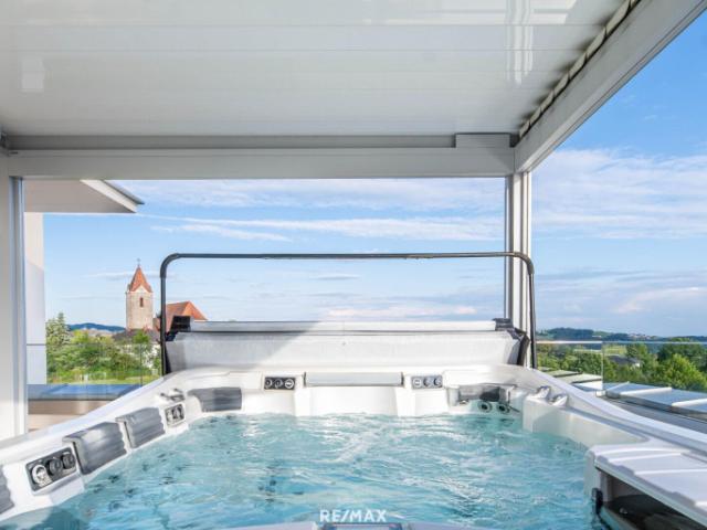 Erstbezug* Penthouse Feeling mit großer Dachterrasse und vielen Extras