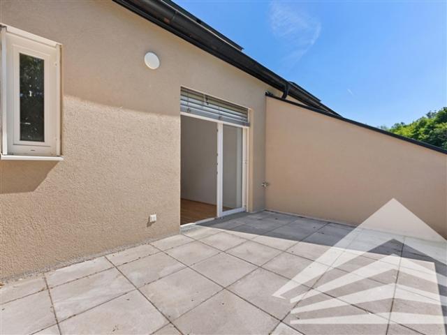 ERSTBEZUG Reihenhaus mit Keller und Dachterrasse in Pichling/Ebelsberg