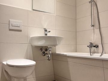 ERSTBEZUG! renovierte 2 Raum Wohnung wartet auf Sie!