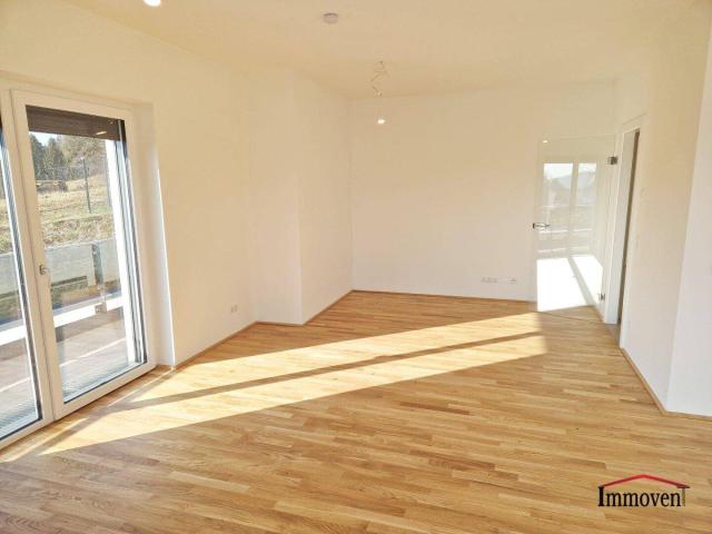 Erstbezug & Ruhelage in Mariatrost: moderne 3 Zimmerwohnung mit Terrasse, mit Garten und 2 Tiefgaragenplätze