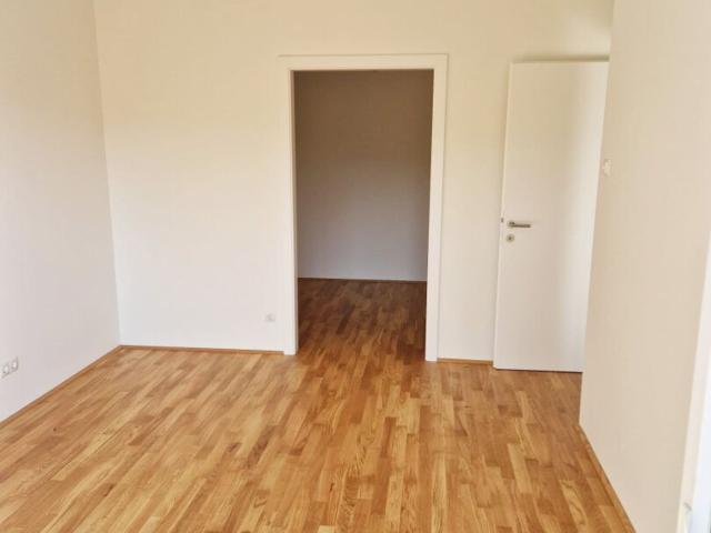 Erstbezug & Ruhelage in Mariatrost: Moderne 3 Zimmerwohnung mit Terrasse, mit Garten und 2 Tiefgaragenplätze