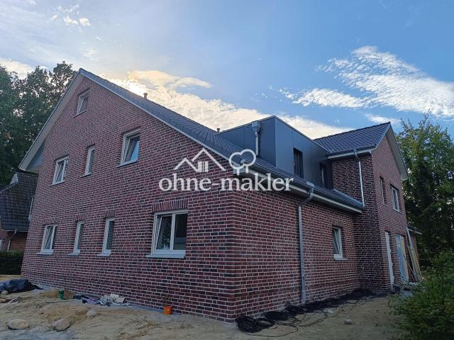 Erstbezug: Ruhige 5 Zimmer Wohnung mit 2 Bädern & Süd Balkon – ideal für Familien & Hamburg Pendler