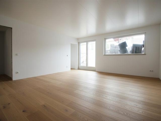 ERSTBEZUG | Wunderschöne, hochwertige 3 Zimmer Wohnung in kleinem Ziegel Wohnbauprojekt | Terrasse & Garten | TOP 1