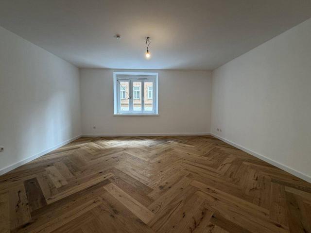 Erstbezug Topsaniert Renditehit 1 Zimmer Wohnung Nähe U4/U2