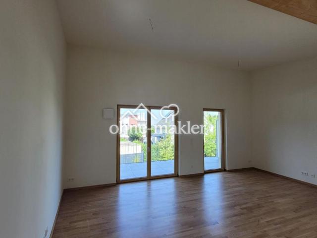 ERSTBEZUG – Traum am Cospudener See: 2 Raum Wohnung mit Sonnenbalkon, EBK und TG Stellplatz