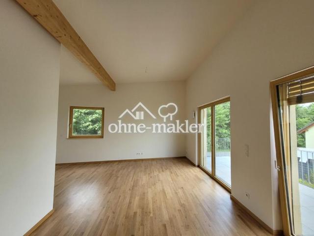 ERSTBEZUG – Traum am Cospudener See: 2 Raum Wohnung mit Sonnenbalkon, EBK und TG Stellplatz