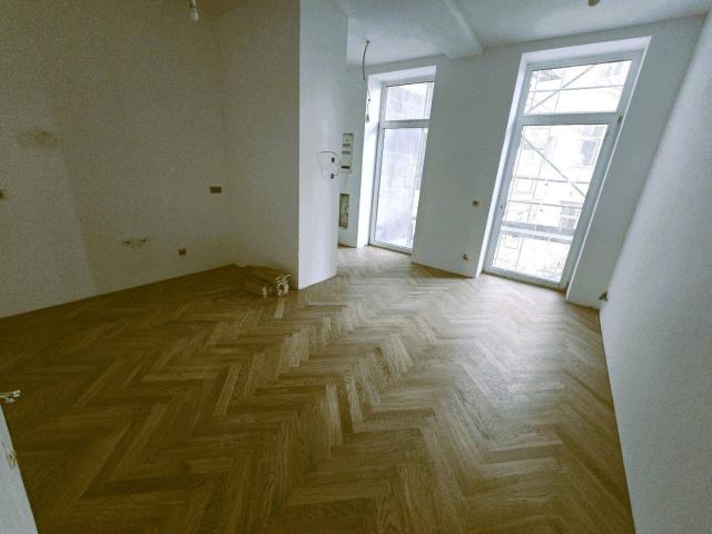 ERSTBEZUG + Traumhafte 2 Zimmer Wohnung in 1200 Wien/Grenze 1090 Wien + Loggia 8,46 m² + 400m U4 Friedensbrücke entfernt