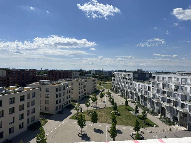 Erstbezug, Zweizimmerwohnung in Obermenzing, mit Leicht Designerküche, Wallbox, Dusch WC, Alpenblick