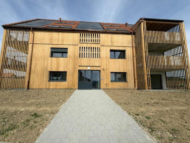 Erste Monatsmiete geschenkt ! 3,5 Zimmer Wohnung im Erdgeschoss in Siselen