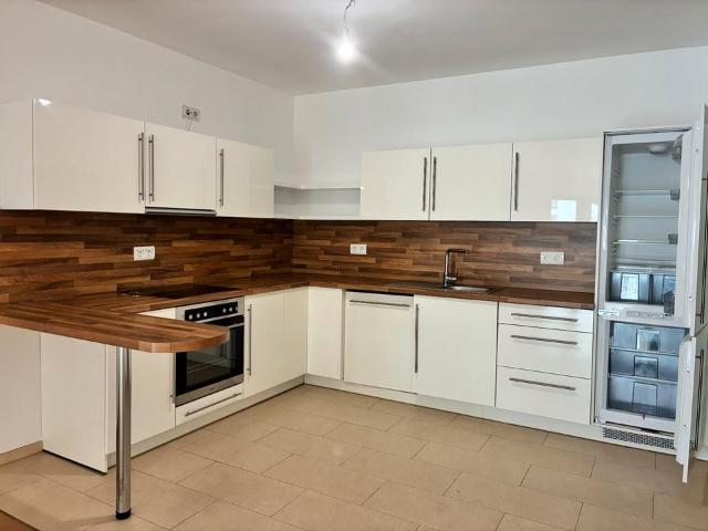 2 Nettokaltmieten geschenkt*2 Zimmer in Bestlage Dornbusch