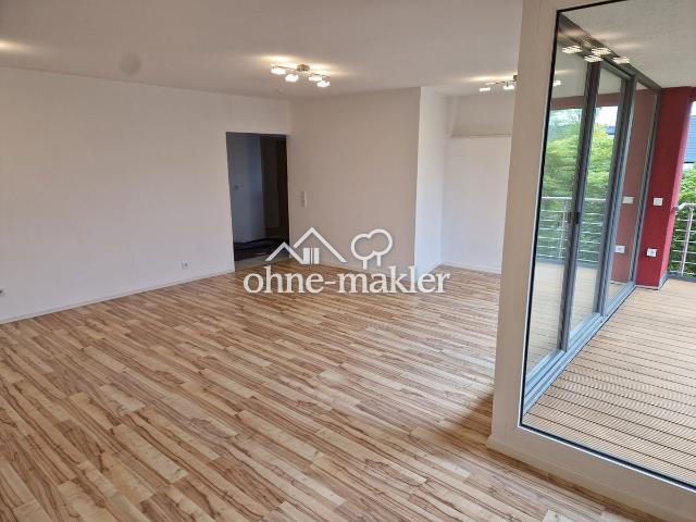 Erstkl. helle 3,5 Zi. Wo Blk, EBK, gr. Garage, Röthenbach a. d. Peg