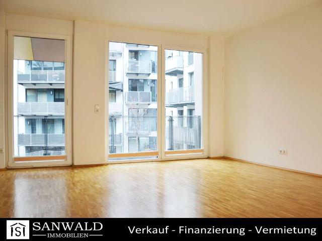 Erstklassige Ausstattung: 2,5 Zimmer mit großem Balkon und Einbauküche