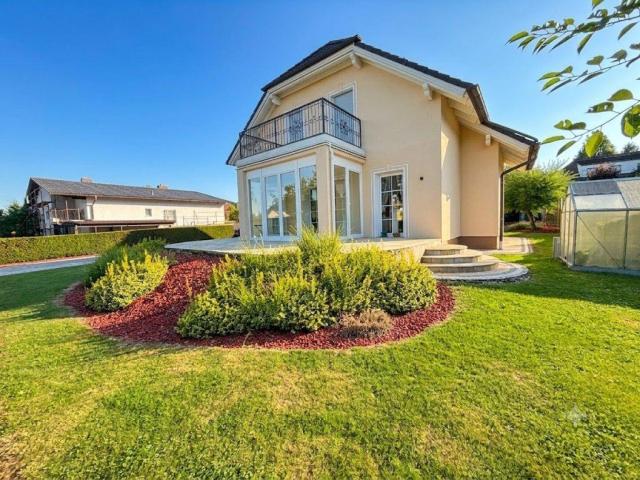 Erstklassiges Charmantes Einfamilienhaus in Pinkafeld mit Garten, Garage & moderner Ausstattung!