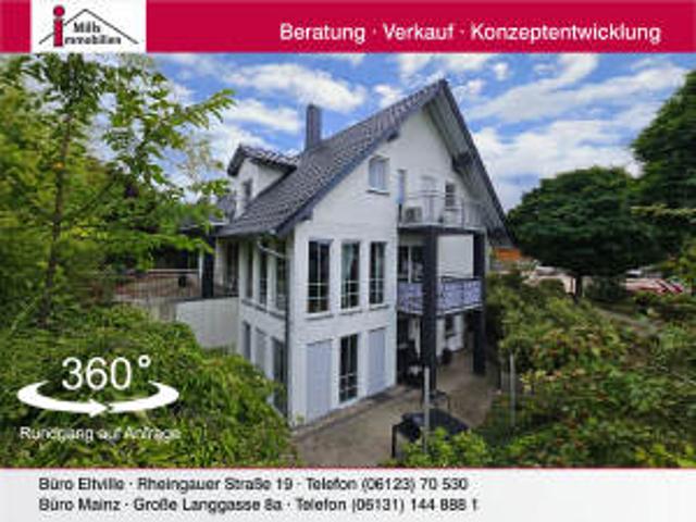 Erstklassiges, freistehendes Architektenhaus mit malerischem Blick in einmaliger Weinbergslage