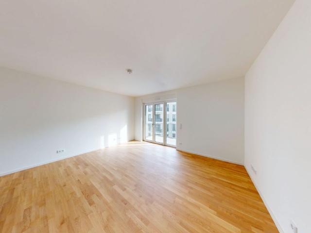 Erstklassiges Wohnen: Helle 2 Zimmer Wohnung mit Einbauküche und Balkon