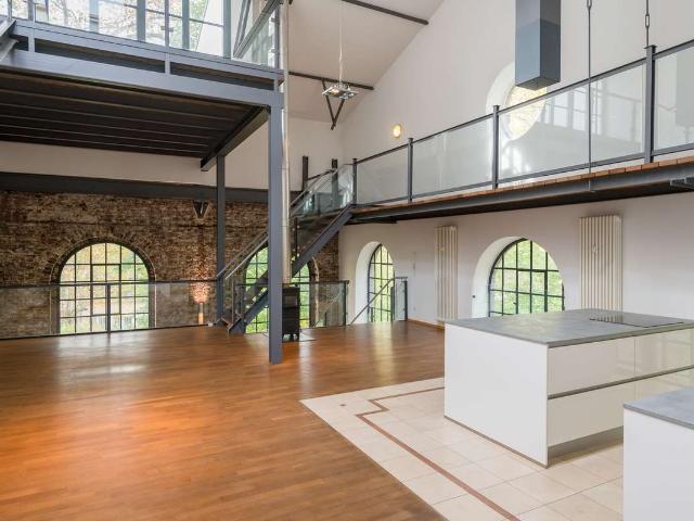 Erstmalig am freien Markt, einzigartiges Designer Loft in historischer Industriekultur