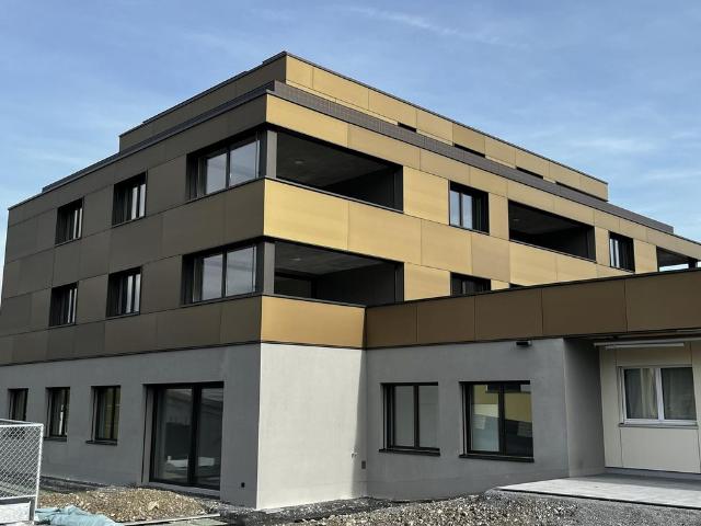 ERSTVERMIETUNG: 3.5 Zimmer Wohnung 2OG Süd 89m2 mit Loggia