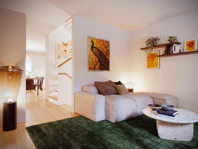 Erstvermietung: Aussergewöhnliches Reihen Tiny House im Zürcher See.
