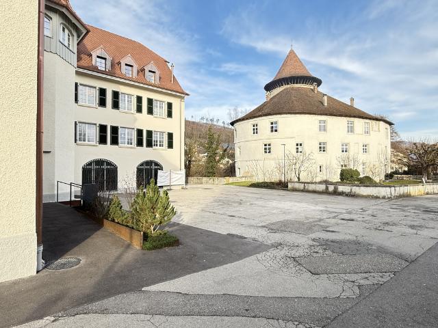 Erstvermietung beim Schloss Zwingen Für Paare, WG oder allein