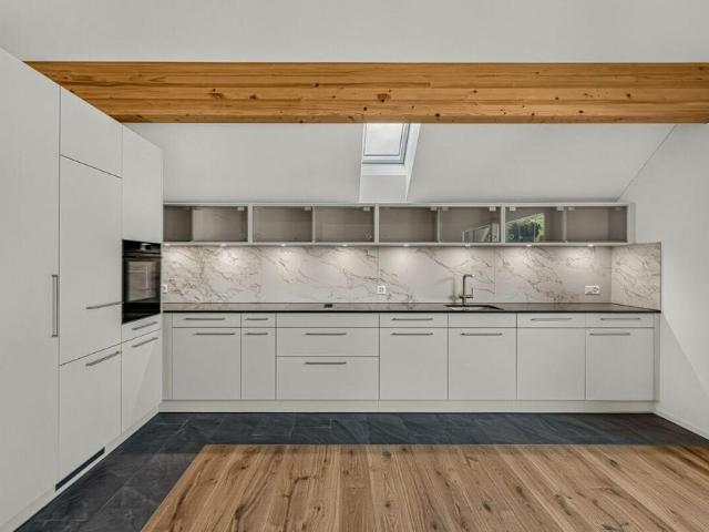 Erstvermietung Ein besonderes Zuhause über den Dächern von Wollerau