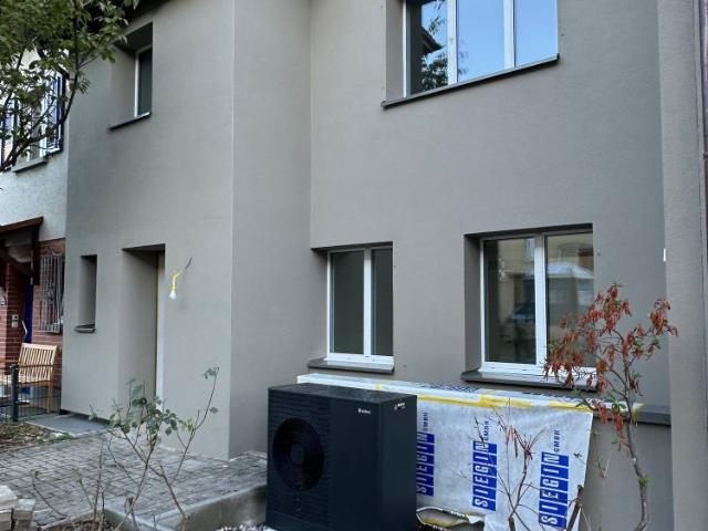 Erstvermietung nach umfassender Sanierung Reiheneinfamilienhaus in Reinach BL