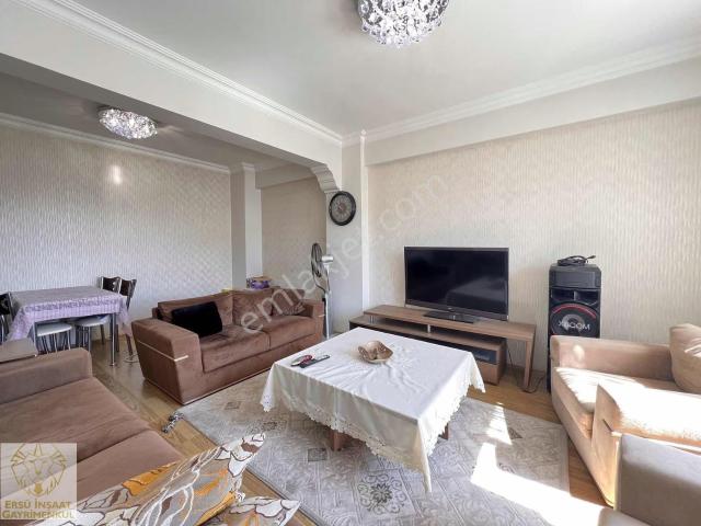 Ersü'den Ordu Caddesinde Park Manzaralı 3+1 Arakat Asansörlü