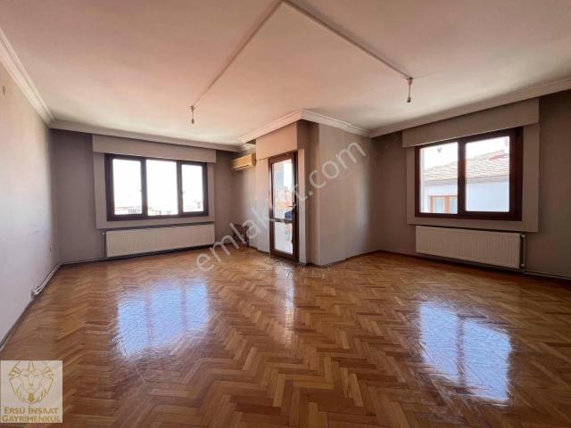 Ersü'den Doğangir Sitesinde 3+1 120m2 Doğalgazlı Ferah Daire