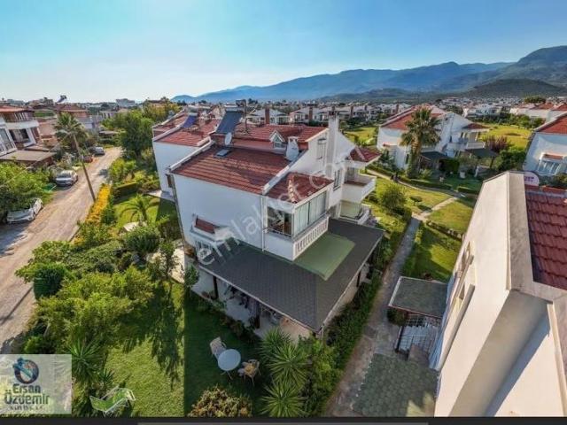 Ersan Özdemir İnşaattan Güre'de Denize Sıfır 4+1 Müstakil Villa