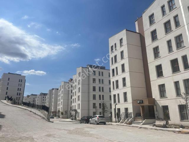 Ersay'dan Kiralık lalaşahin Toki'de 2+1 3.kat aidat Dahil