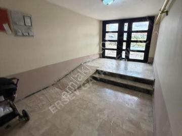 Ersev'den Tombakzade Caddesi Yakını Kiralık 2*1