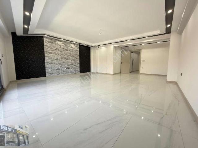 Ersev'den Çamlıca Site.bölgesi 225 M2 4+1 Dublex