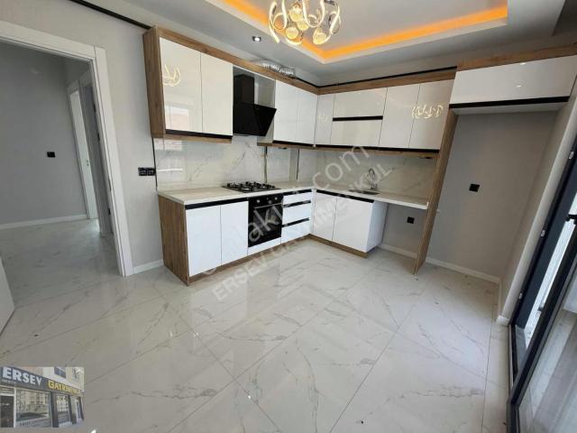 Ersev'den Cadde Yakını 2+1, 100m², Kapalı Otoparklı Lüks Daire