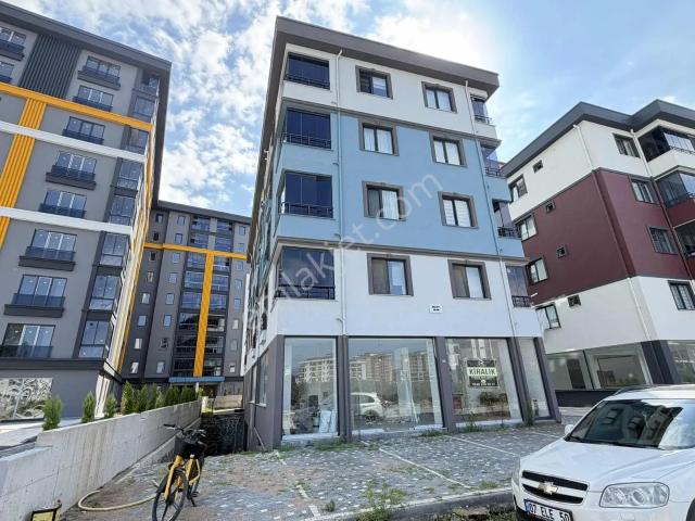 Ersin Çağlar'dan Cumhuriyette Kiralık Geniş 2+1 Sıfır Daire
