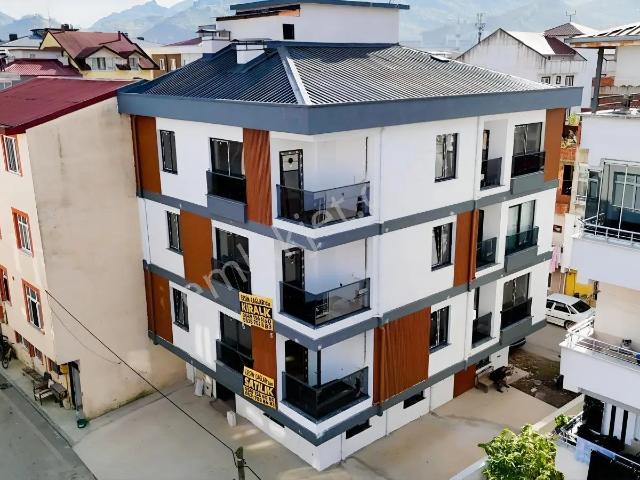 Ersin Çağlar'dan Deniz Tarafında Satılık 2+1 Sıfır Daire