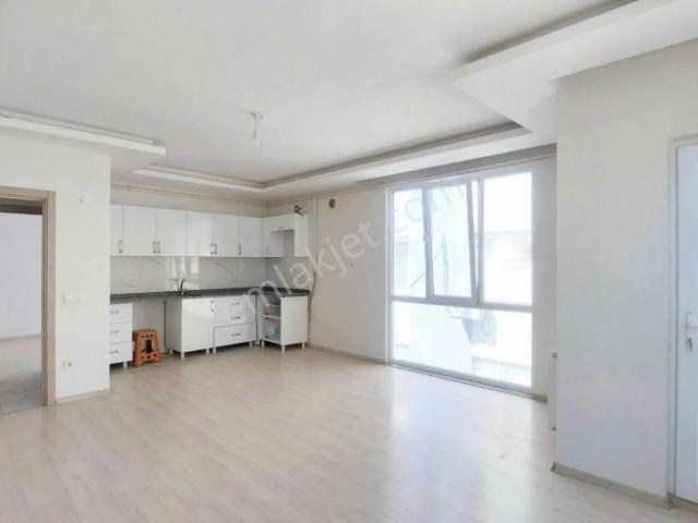 Ersin Emlak İstanbul metrobüse 150 Mt 5 Yıllık Bina 3+1 Dubleks