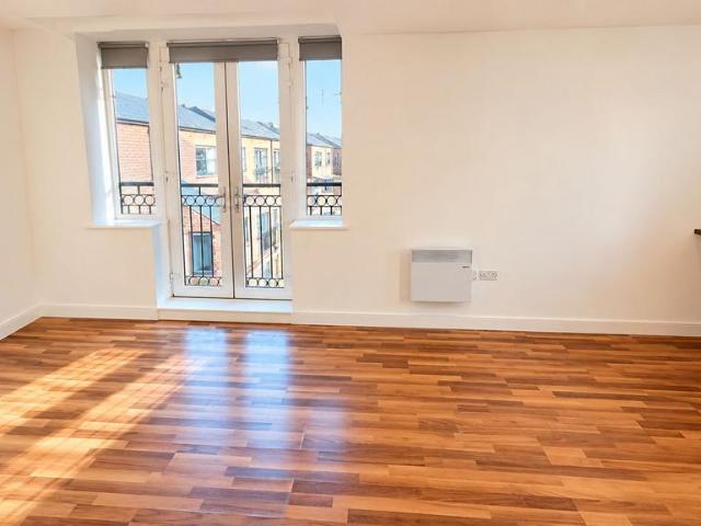 Erskine Street, Leicester LE1 1 bed flat to rent £730 pcm £168 pw