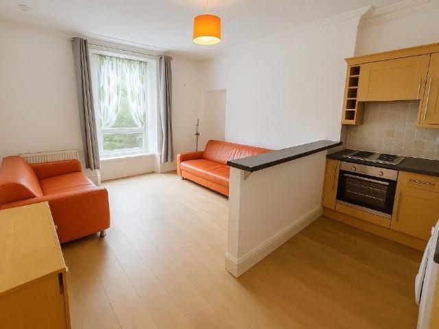 Erskine Street, Old Aberdeen, Aberdeen AB24, 2 bed flat to rent, £500 pcm | PrimeLocation