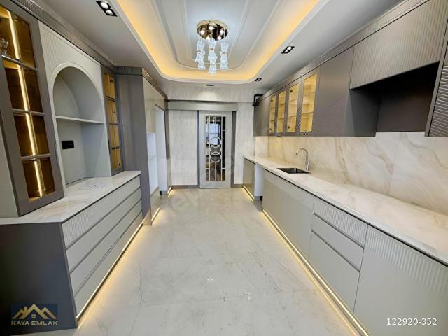 ERTUĞRUL GAZİ MAHALLESİNDE ULTRA LÜKS 3.5+1 DAİRELERDE
