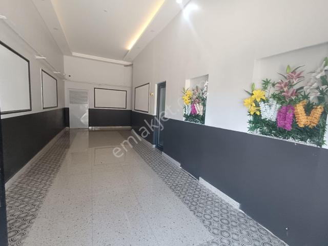 Ertuğrulgazi Mah. Site İçi 3,5+1, 175m² Kiralık Daire