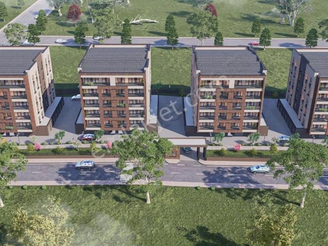 Ertaş Caddesi Ve Bulvara Yakın Site İçi Özel Garajlı Geniş 2+1