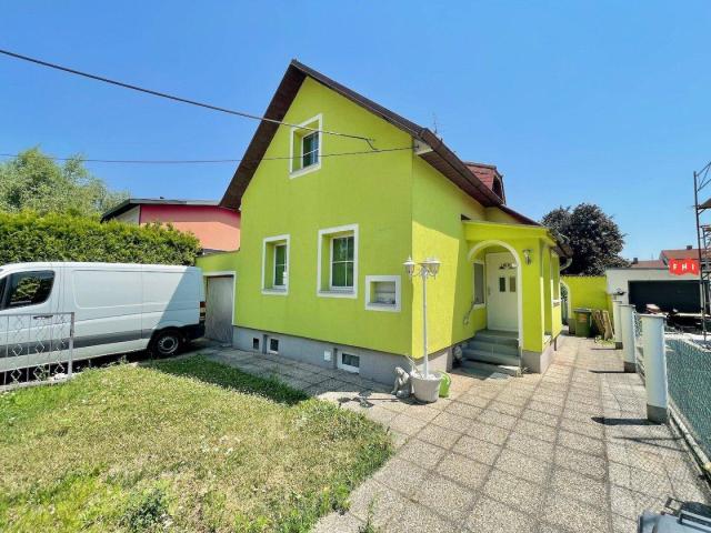 Erweiterbares 68m² Einfamilienhaus mit Garage, Pool & Gartenhaus
