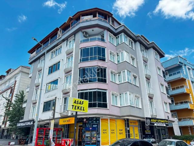 eryıldız Gayrimenkul'den Gaziosmanpaşa Merkezde Kiralık Lüks 3+1
