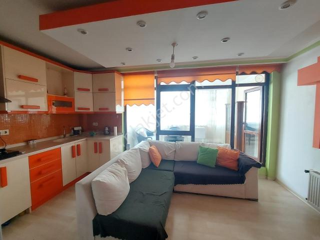 'eryaman Efor'dan Cadde Üzeri Eşyalı Yapılı 1+1 Kiralık Daire