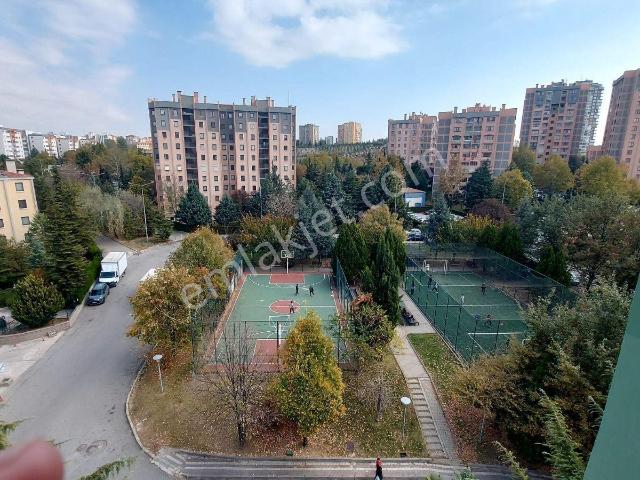 'eryaman Efor'dan Metro Yakını 62 M2 1+1kiralık Daire