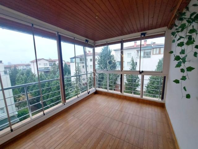 'eryaman Efor'dan Teraslı 3+1 Kiralık Daire