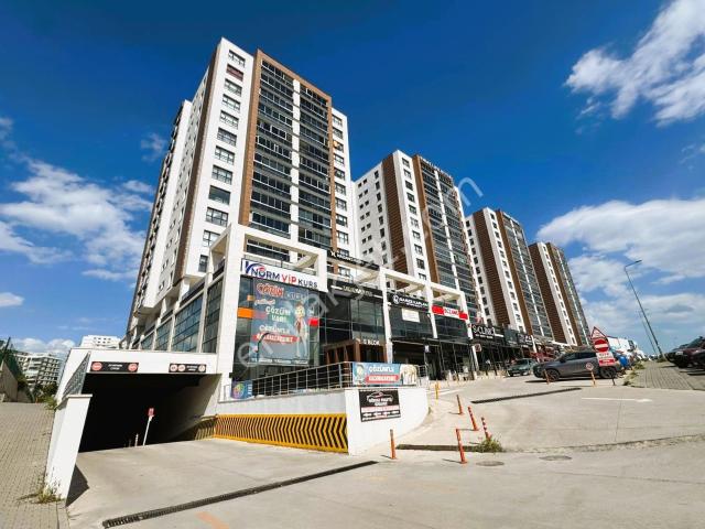 Eryaman Göksu Prestij Konutlarında Manzaralı 4+1 Kiralık Daire
