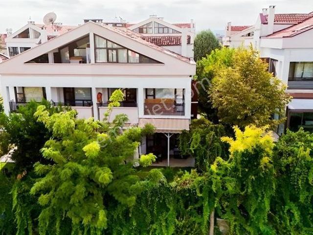 Eryaman'da Masrafsız Full Yapılı Kapalı Garjlı 6+1 Satılık Villa