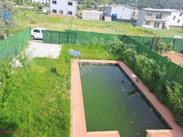 Eryapı Emlak Ofisinden Satılık Havuzlu Mustakil Ev